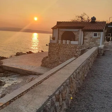 Sunce Sa Panoramskim Pogledom *